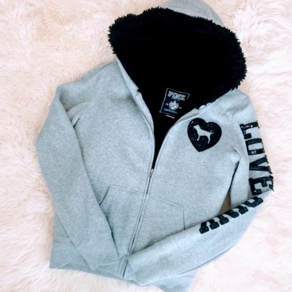 Meet your Posher, Rachel - Picture 14 of 16